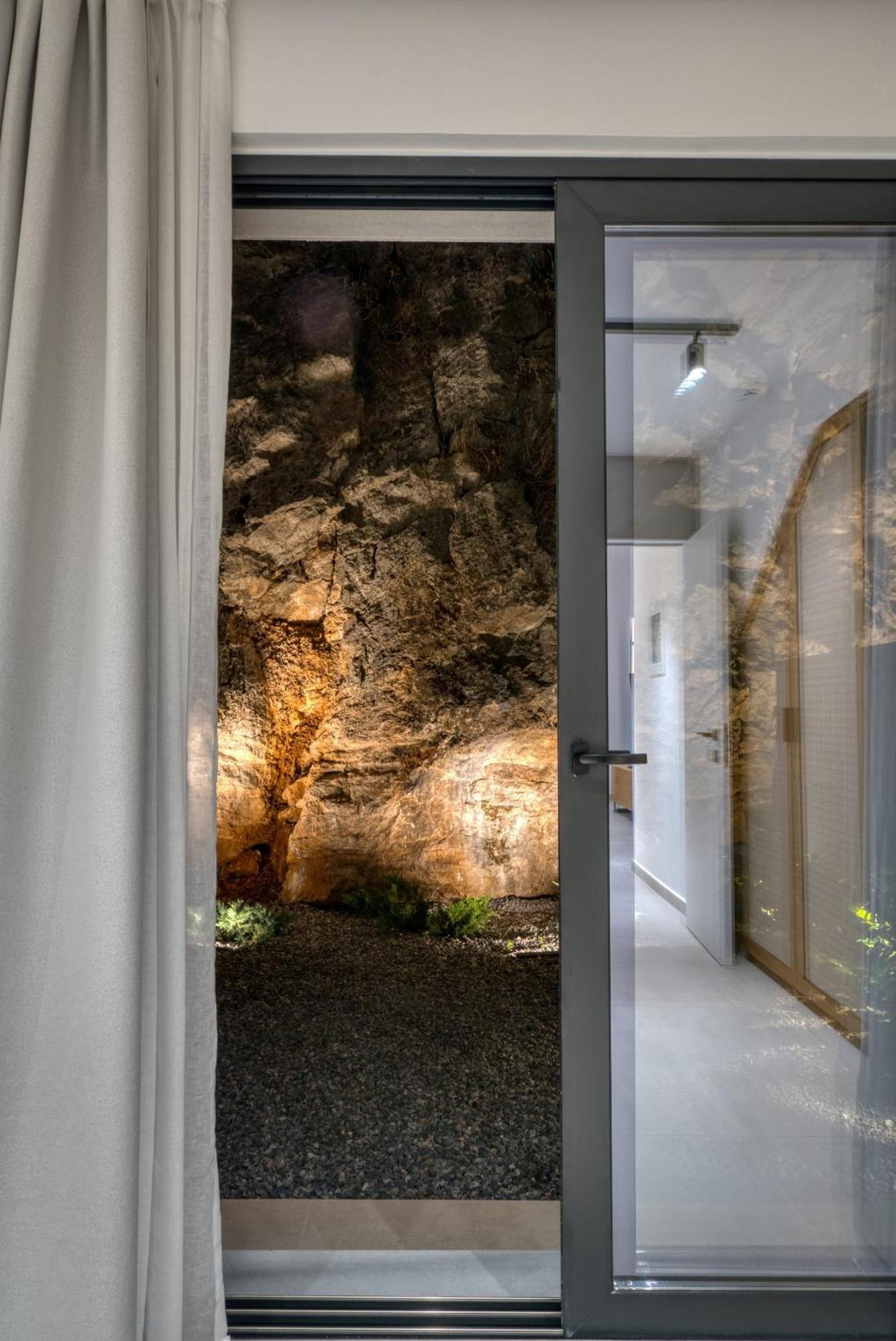 Anima Deluxe Suites Nafplio Bagian luar foto